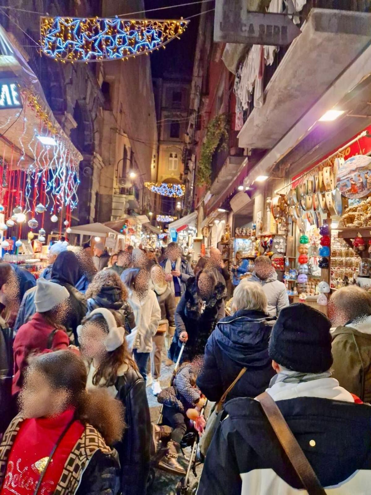 La Dimora Nei Presepi In San Gregorio Appartement Napels Buitenkant foto
